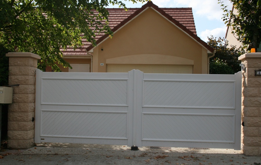 Nos modèles de portails PVC à Troyes