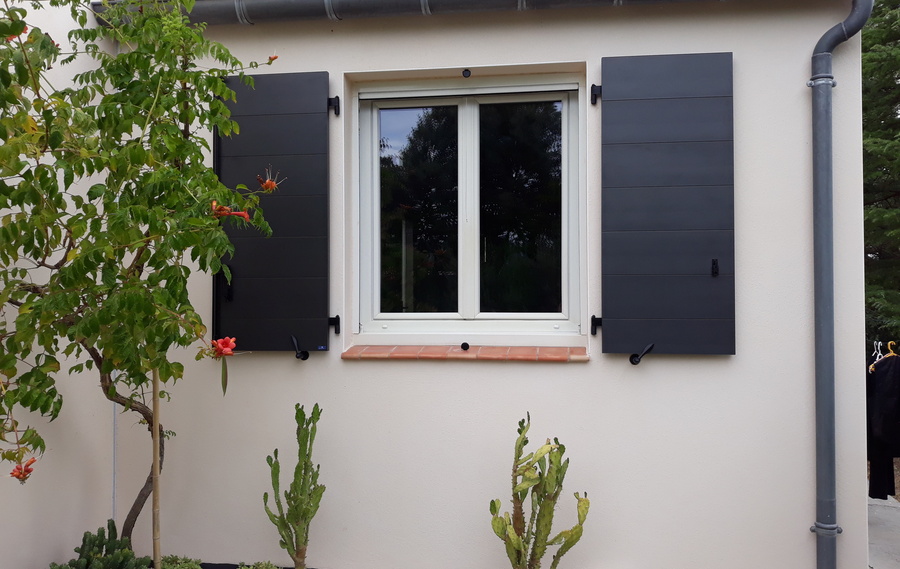 Volets battants épurés à Troyes