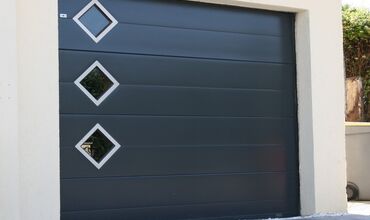 Portes de garage &agrave;&nbsp;ARCIS SUR AUBE